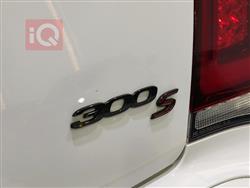 كرايسلر 300